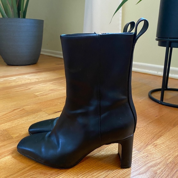 Black heeled boots - Picture 3 of 5